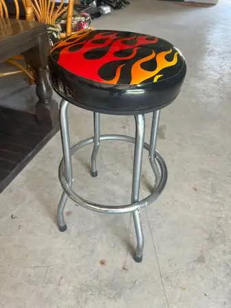 Swivel Shop Stool