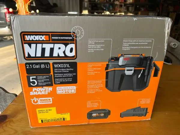 NEW Cordless Wet/Dry Vacuum