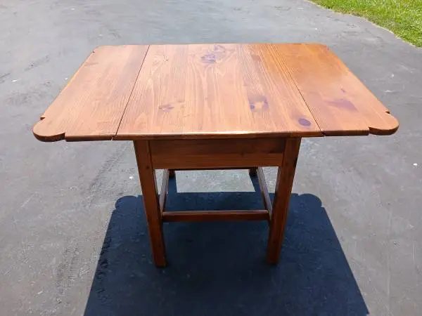 Ethan Allen drop leaf side table