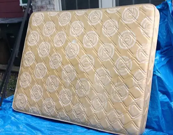 Queen Mattress & Boxsprings Set with Frame