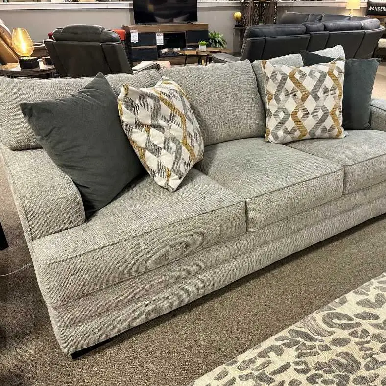 Come home to the Hartford Sofa! ✨