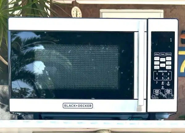 Black + Decker Microwave