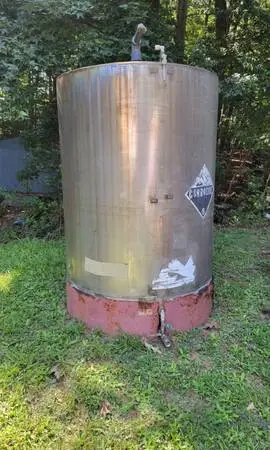 440 gallon stainless steel tank