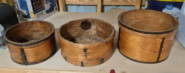 Set of 3 1800s Dry Measures