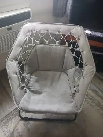 Lounge chair