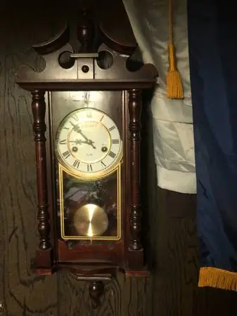 Vintage Kassel 31Day Mechanical Chiming Pendulum Wall Clock Cherrywood
