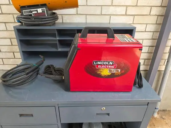 Lincoln Electric Weld Pak 100 HD Welder