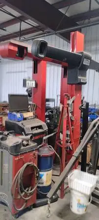 HUNTER HAWKEYE ALIGNMENT MACHINE