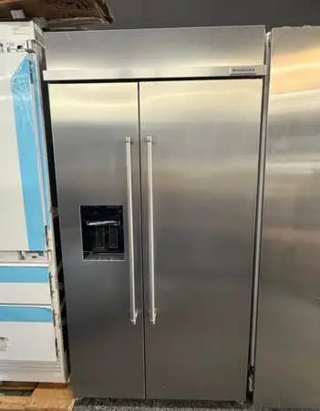 Stainless Steel Kitchen-Aid Built-In Fridge Water and Ice
