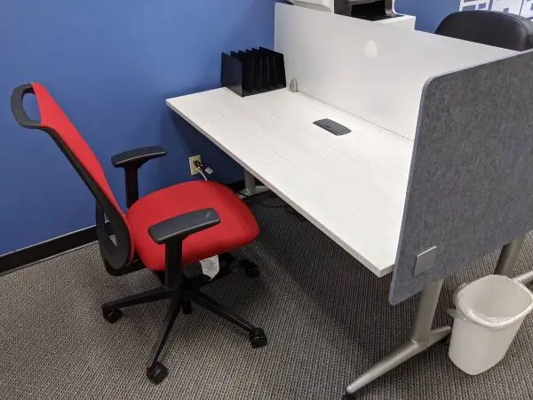 Office chair - high end with multiple adjustments. MUST GO