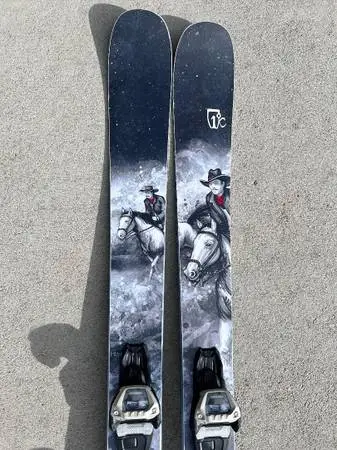 2026 Icelantic Nomad 106 176 cm w/bindings