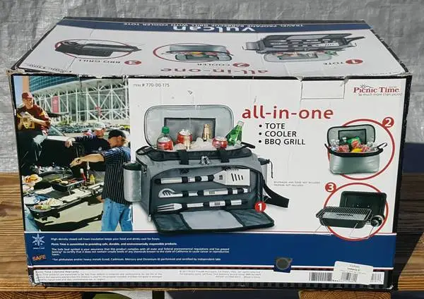 Picnic Time Vulcan - Propane Picnic Time Grill /Cooler/ 3 Pc Tools, br