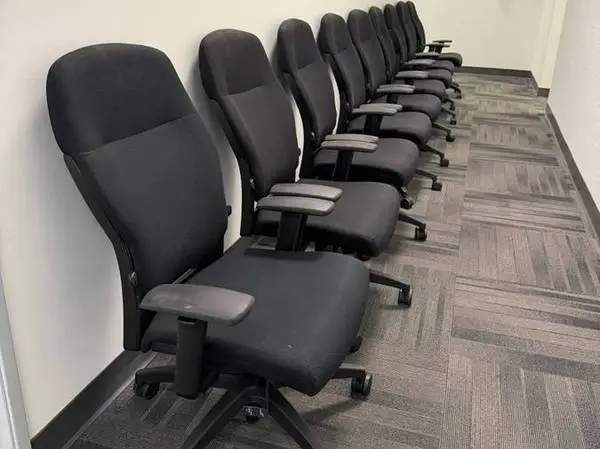 Teknion Savera Task Chair / Office Chairs / Conference Seating