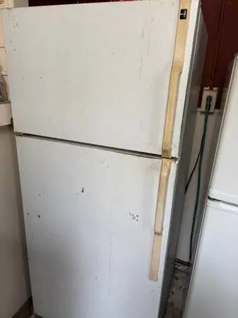 28 White Refrigerator - OBO