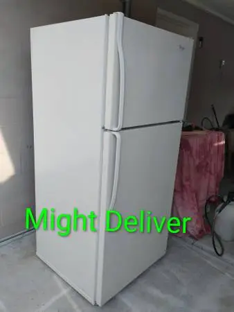 Fridge/Freezer-Very Nice Works Great Very Clean Might Deliver