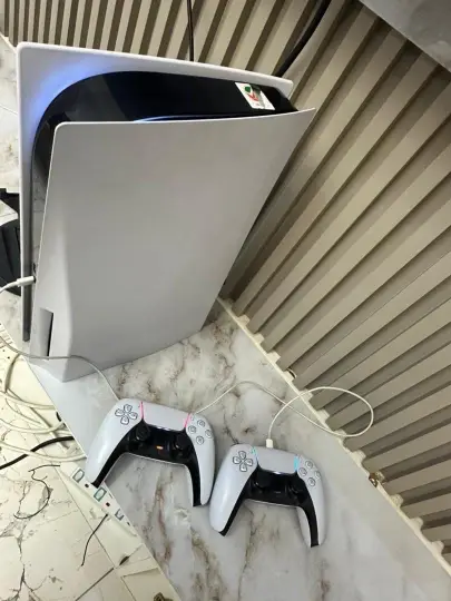 pS 5 going for sale