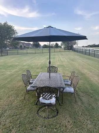 Outdoor furniture set