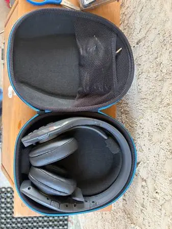 BlueParrott S450-XT Bluetooth Stereo Headset with Case & Cables