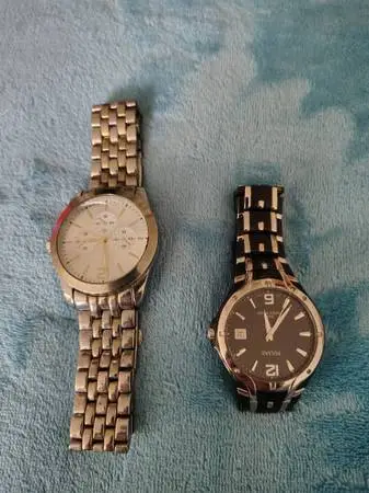 2 mens watches