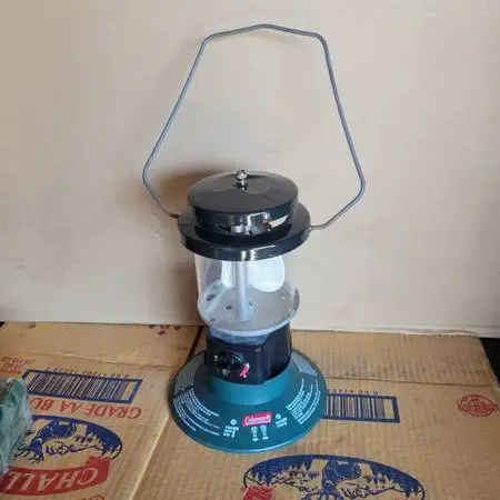 Near New Coleman Propane Lantern with Extension Hose