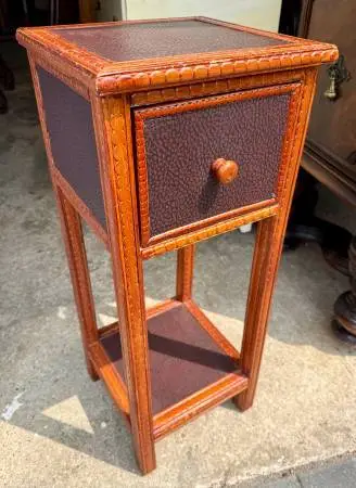Single Drawer End Table