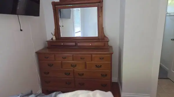 Maple dresser with separate mirror and nightstand