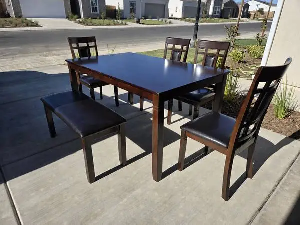 Dinning Table Chair Set