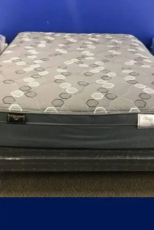 New Adjustable Bed Base & Memory Foam Mattress Package