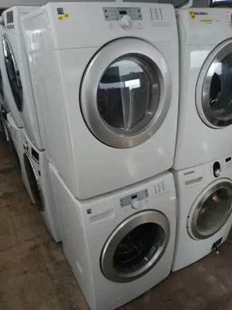 ★Kenmore stackable front load washer and dryer set