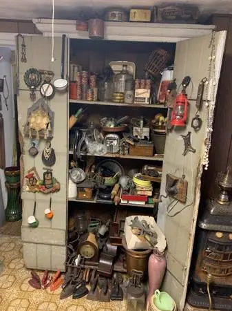 Primitive 2-Door Kitchen Cupboard