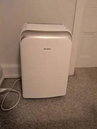Portable Air Conditioner - about 1 month old