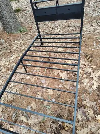40x77 bed frame w/headboard