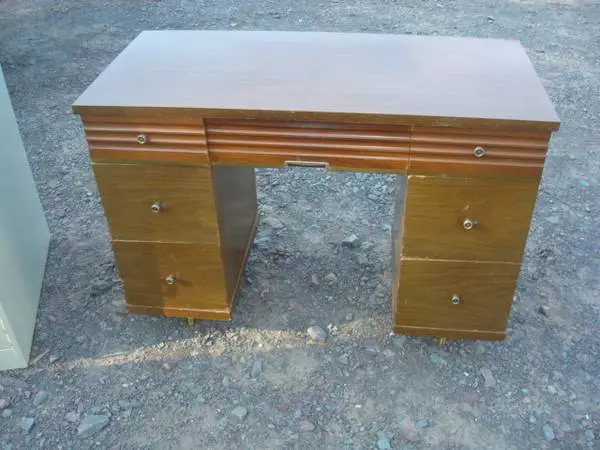 7 drawer desk /