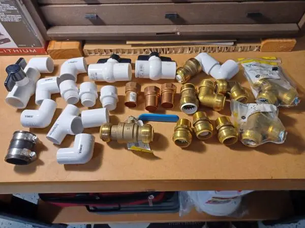 1-inch Sharkbite/PVC Fittings, Elbows, Tee Unions, Valves