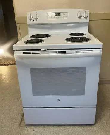 GE electric stove and oven