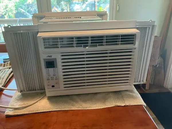 Air Conditioner-Window A/C 5000 BTU