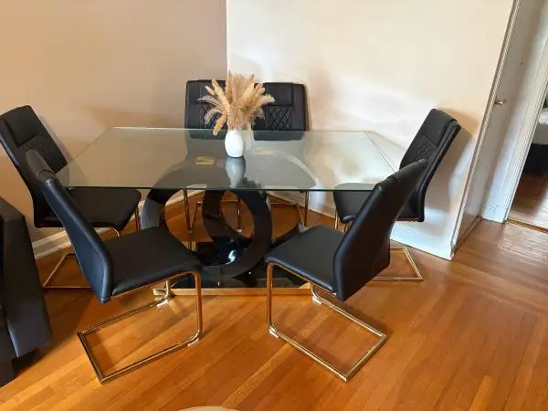 New dining room table never used