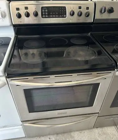 Frigidaire Stainless Ceramic Range