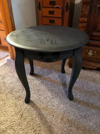 End table