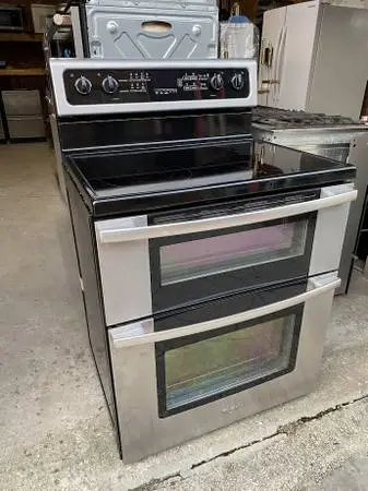 SS Whirlpool Freestanding Stove Double Oven Model #GGE388LXS04 Used