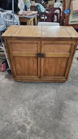 Brown wooden Server