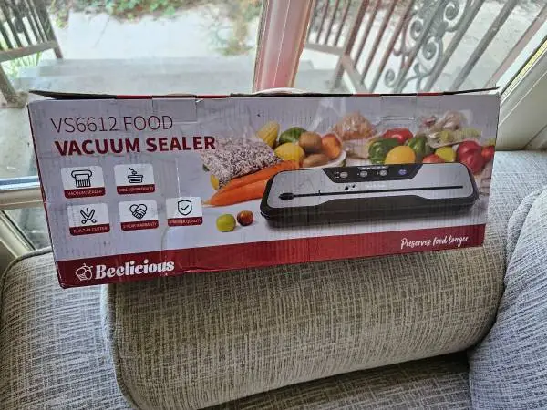 Beelicious VS6612 Vacuum Sealer Black - Brand New