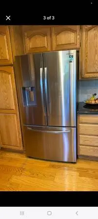 Samsung stainless steel French door refrigerator ( ice and water )
