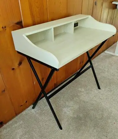 Desk/Vanity/Make-up with Power Outlet!