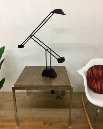 Postmodern Articulating Desk Lamp