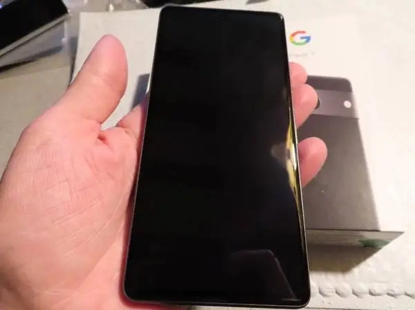 Google Pixel 7 Pro unlocked and like new, with the retail box and no