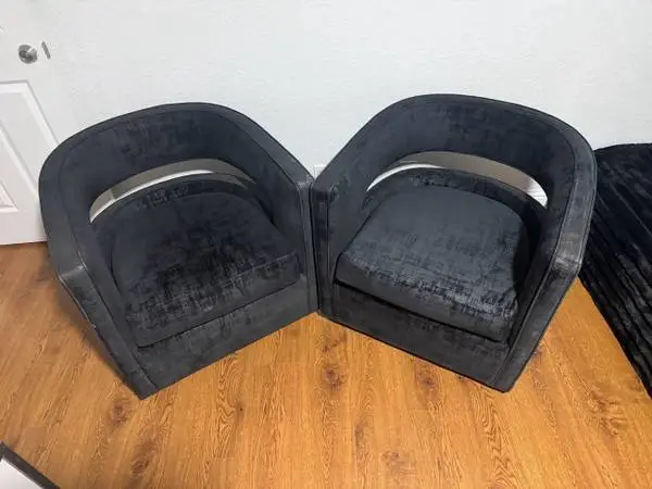 Kennedy Kennedy Black Swivel Chair