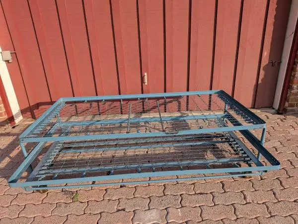 2pc Metal Twin AND Under Bed Pop-Up Trundle Bedframe