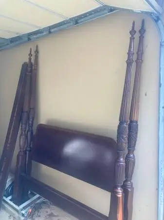 4 poster queen bed