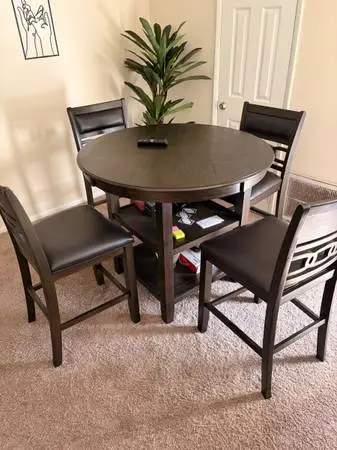 DINING TABLE WITH CHAIRS